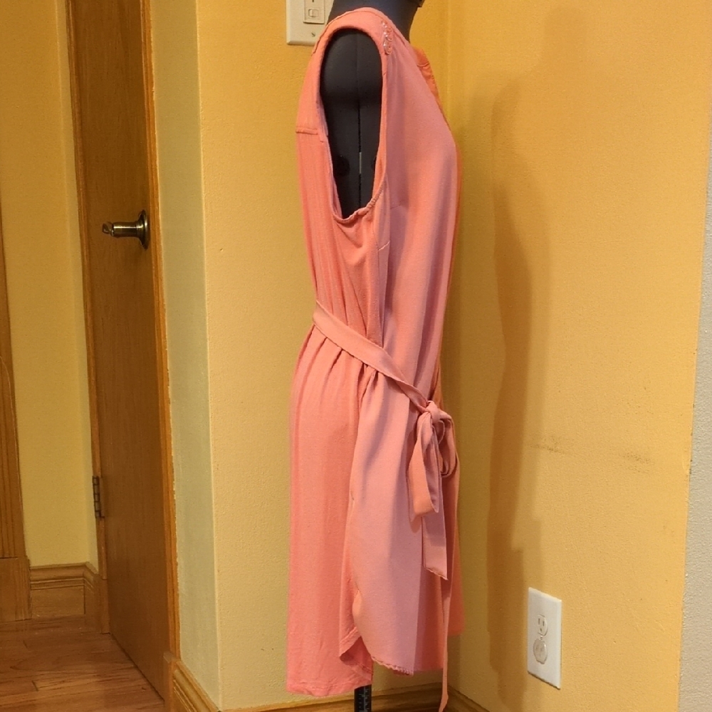 New York & Company Sleeveless Coral Dress with Belt, sz L - Picture 5 of 11